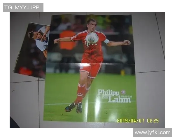 海报设计必备足球明星服装素材推荐与创意灵感分享